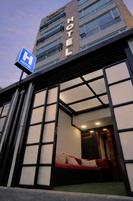 Hotel CGH Travel INN Airport - 3