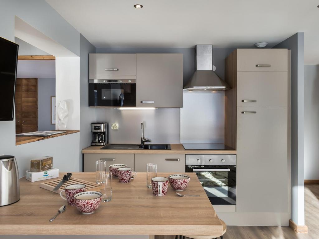 Appartement rénové 6 pers, accès direct pistes, terrasse, WIFI à Courchevel - FR-1-563-32 - 3
