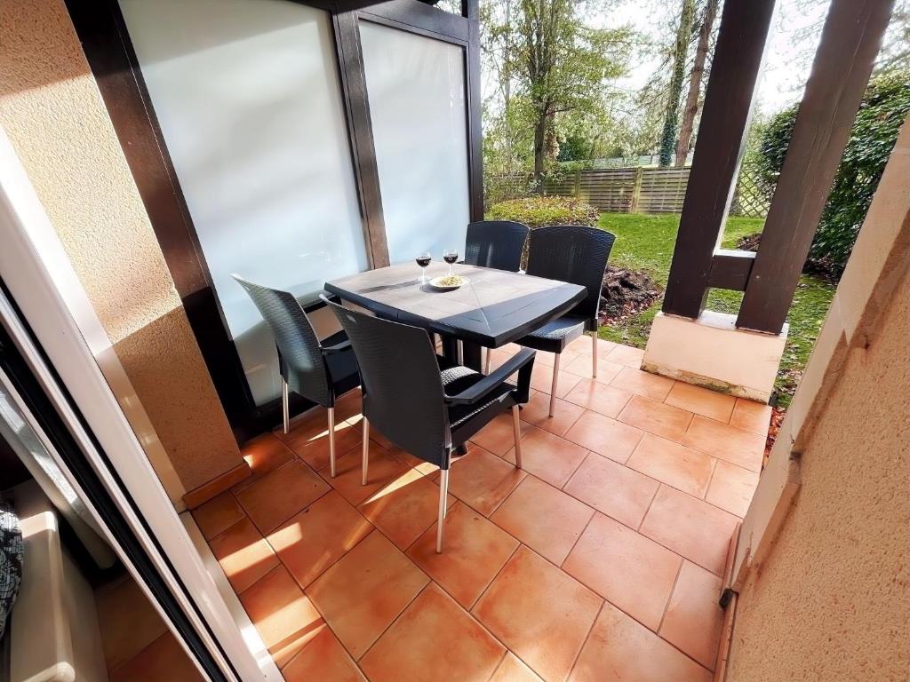 En rez-de-chaussée - terrasse & Piscine Chauffée - 5