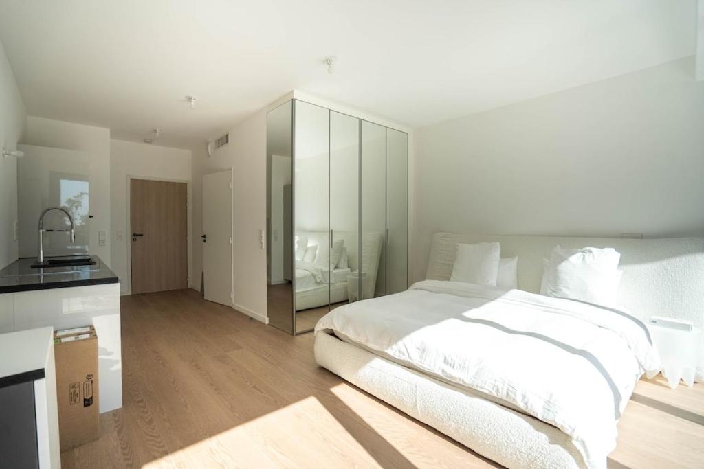 Luxury studio with sea view terrace 2 meters from Monaco - 4