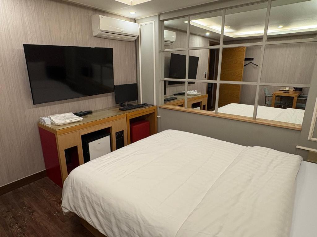 로즈마리 호텔 입구