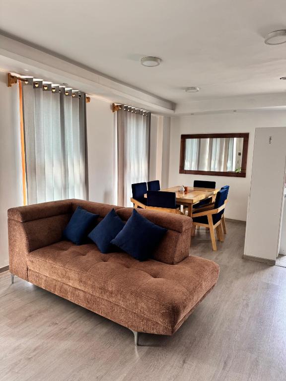 Apartamento céntrico con cochera, Puno - 2