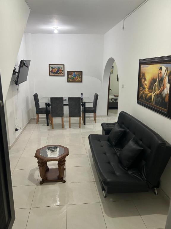 Acogedora casa cerca al estadio barrio Laureles la América - 4