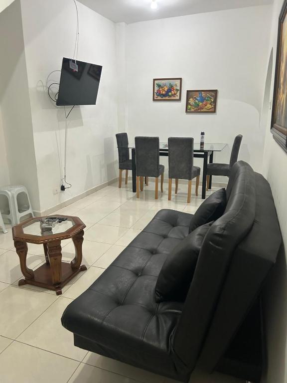 Acogedora casa cerca al estadio barrio Laureles la América - 3