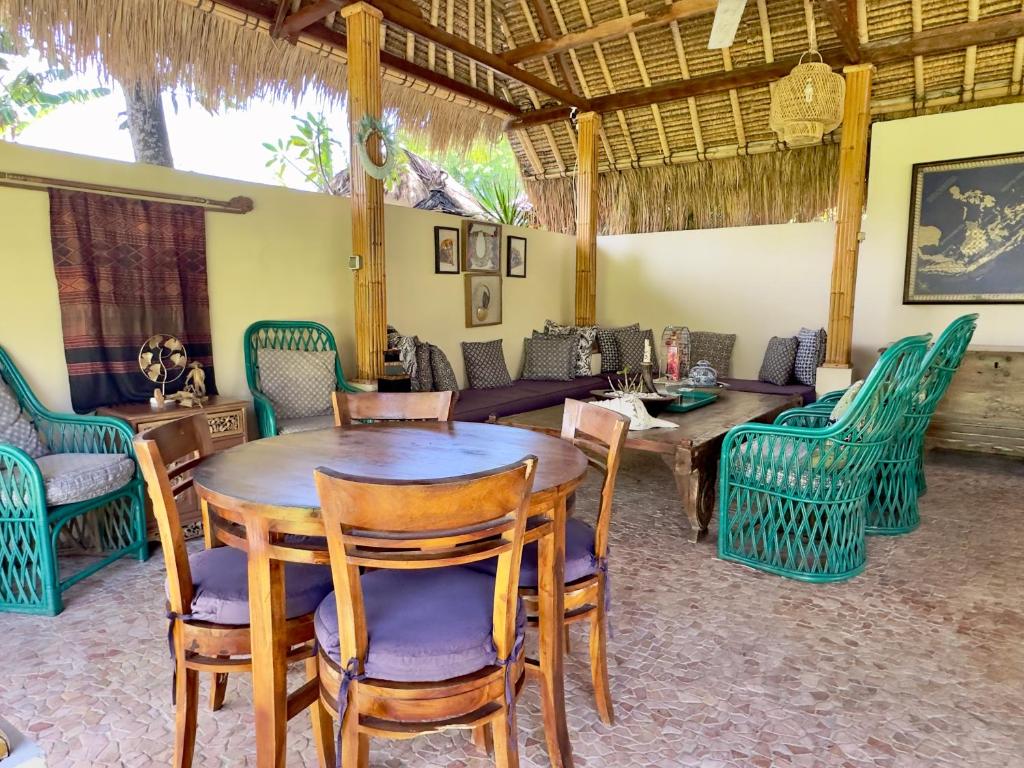 Bar/lounge