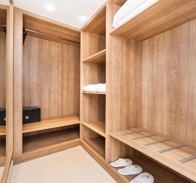 Globales America — Hotel rooms in Calas de Mallorca, Balearic Islands