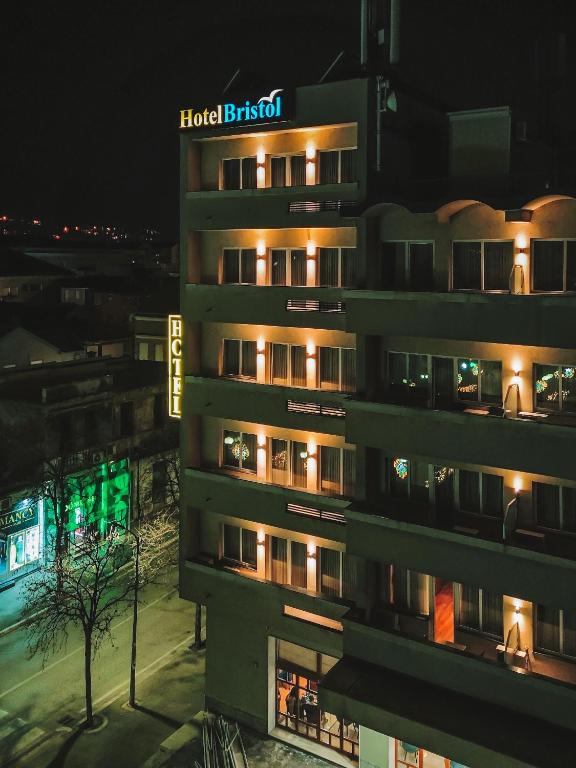 Hotel Bristol - 2