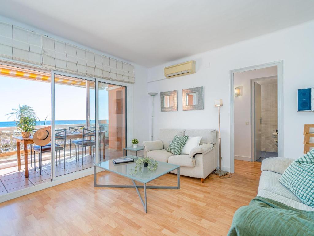 Apartamento de 3 Dormitorios Vista al Mar - HISP-288-54 - 2