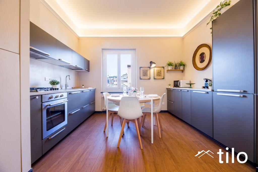 Aquarium 3'| 2BR| Lift | Wifi | Train Station | By Tilo - 4