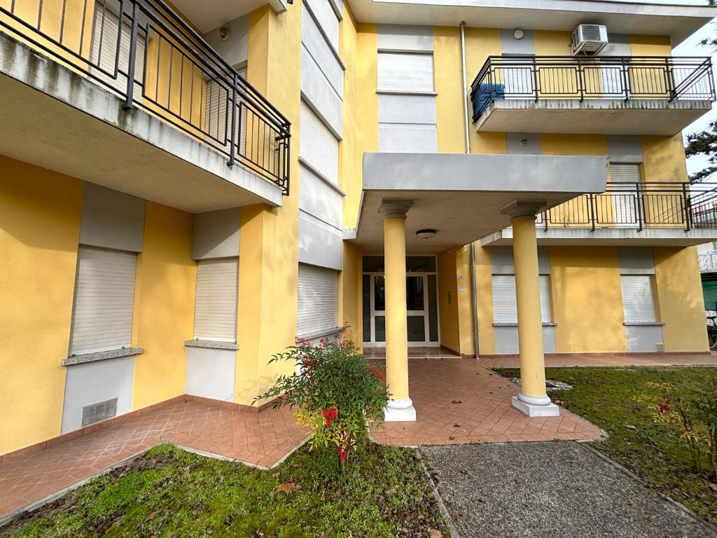 Condominio Carrer - 2