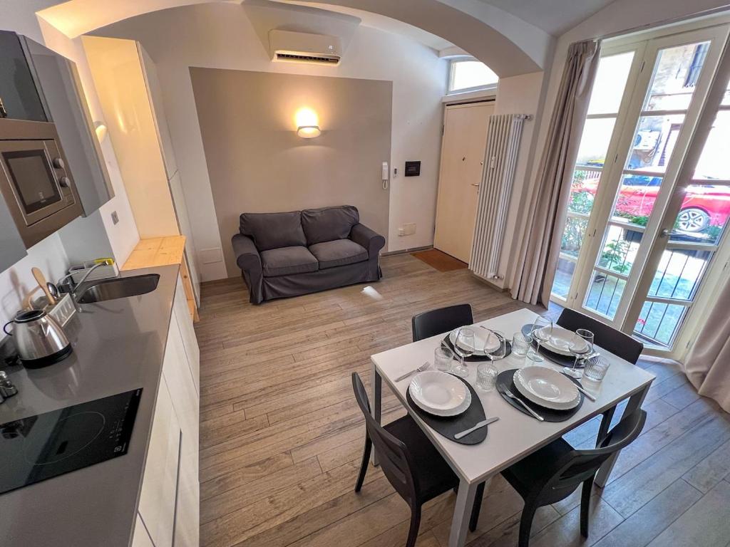 Porta Nuova Living- A few steps from the Porta Nuova Station - 2