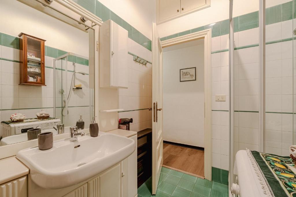 GuestHost - Classy Flat with Terrace near Corvetto - 5