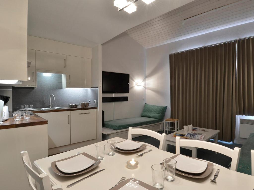 Appartement rénové avec balcon, ski aux pieds, animaux acceptés - 1