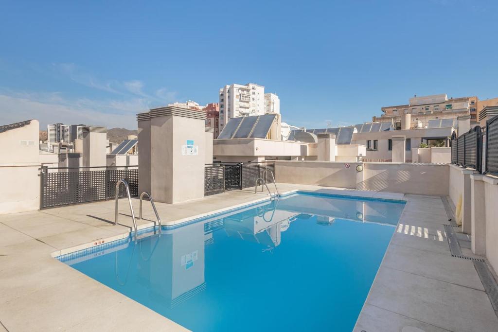 C88 - Deluxe Apartment Downtown with Pool and Parking - 5