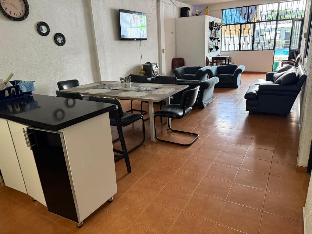 VILLA BORBON - 2