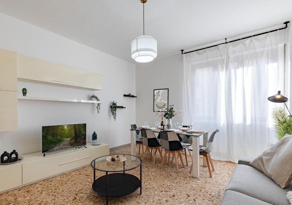 Hostly Bonaini Grand Apartment in Pisa Center - 5
