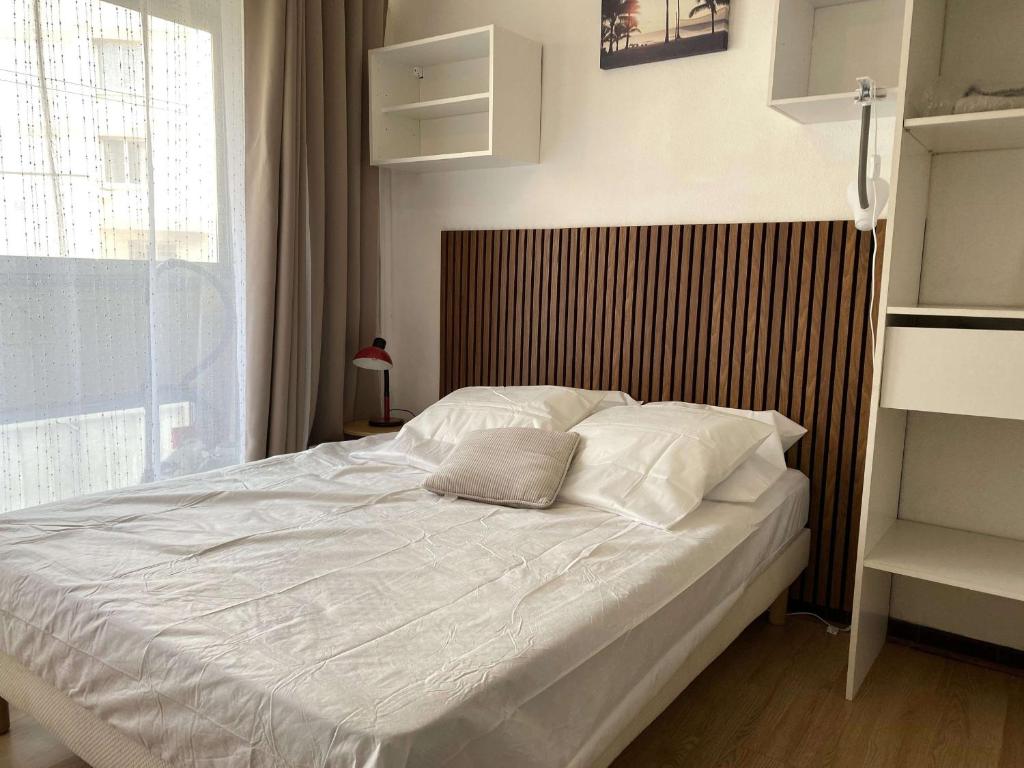 Studio de charme avec parking privatif, climatisation, Wi-Fi et loggia fermée à Balaruc-les-Bains - FR-1-553-96 - 5