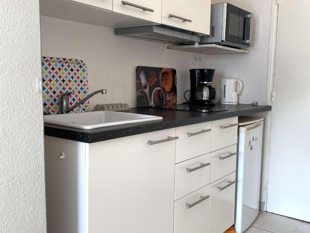 Studio 2 places avec climatisation et wifi à Balaruc-les-Bains - FR-1-553-111 - 2