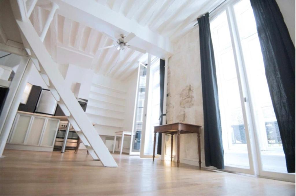 Romantic Studio Loft Rue du Bac - 3