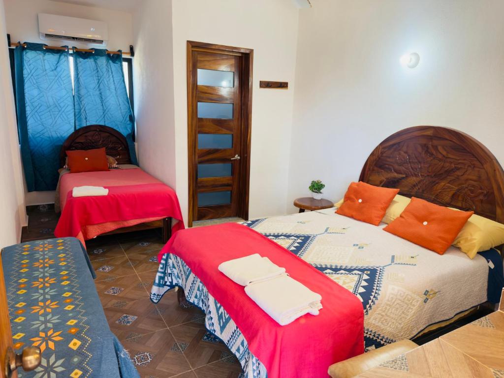 Hotel Yopez - 2