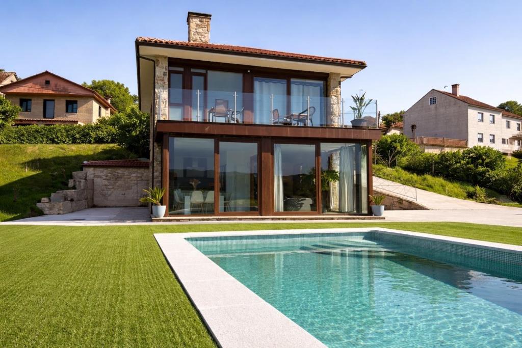 CESANTES VILLAGE e - 1