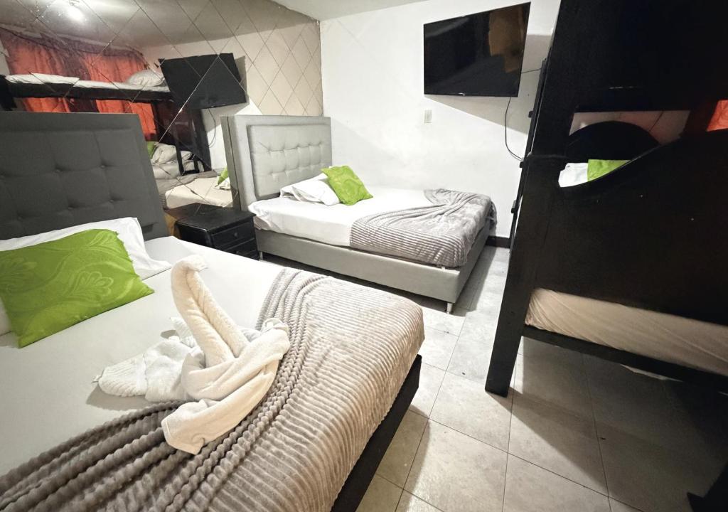Hotel Estadio Suite - 3