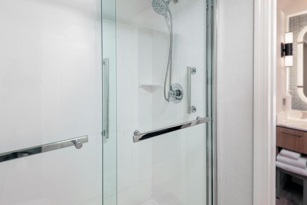 Homewood Suites by Hilton Orlando-Nearest to Universal Studios — Hotel rooms in Orlando, Florida