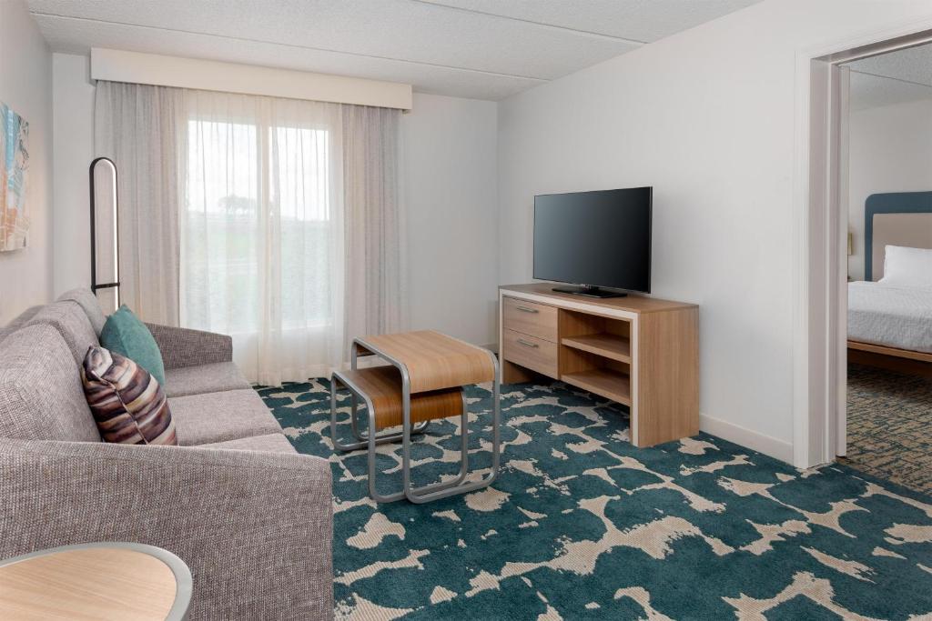 Homewood Suites by Hilton Orlando-Nearest to Universal Studios — Hotel rooms in Orlando, Florida