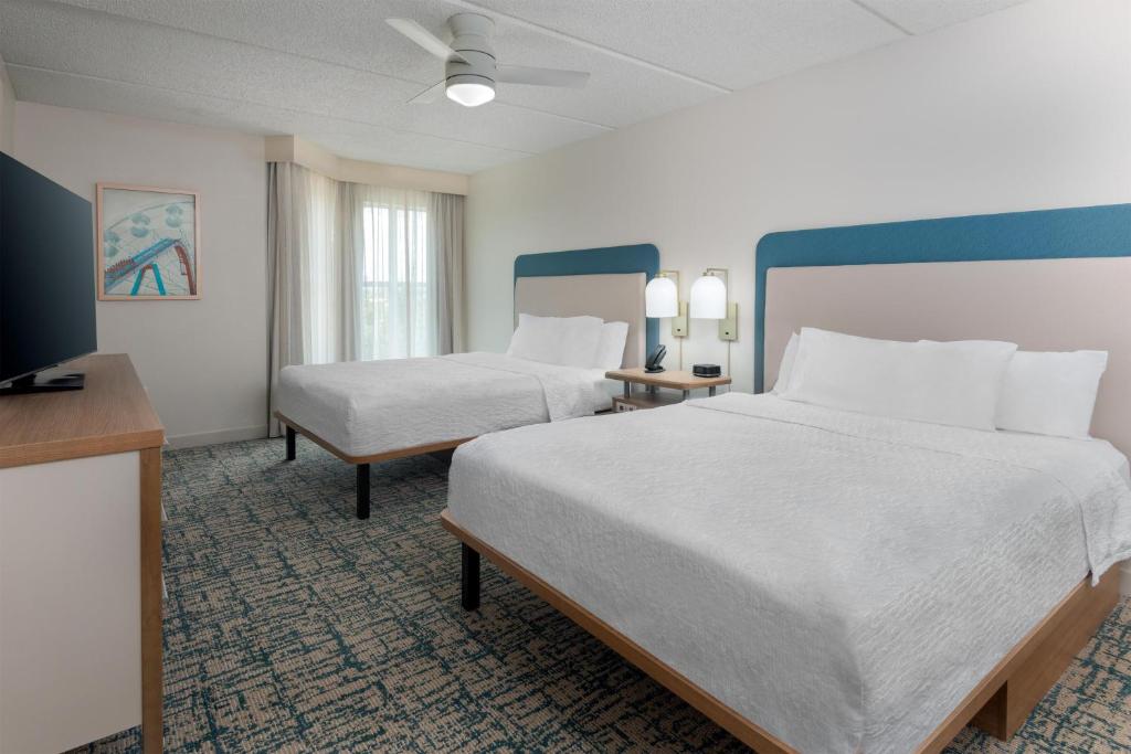 Homewood Suites by Hilton Orlando-Nearest to Universal Studios — Hotel rooms in Orlando, Florida