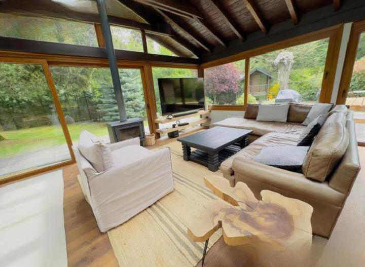 Aires del Huapi Av Exequiel Bustillo 4150 San Carlos de Bariloche - 1