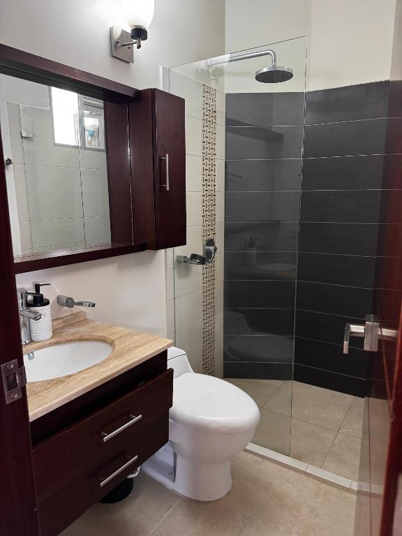Hab central en Apt familiar con baño compartido - 5