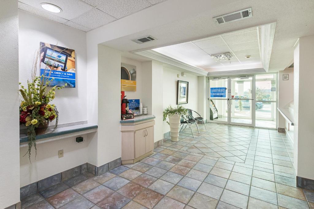 Motel 6-Weatherford, TX photo