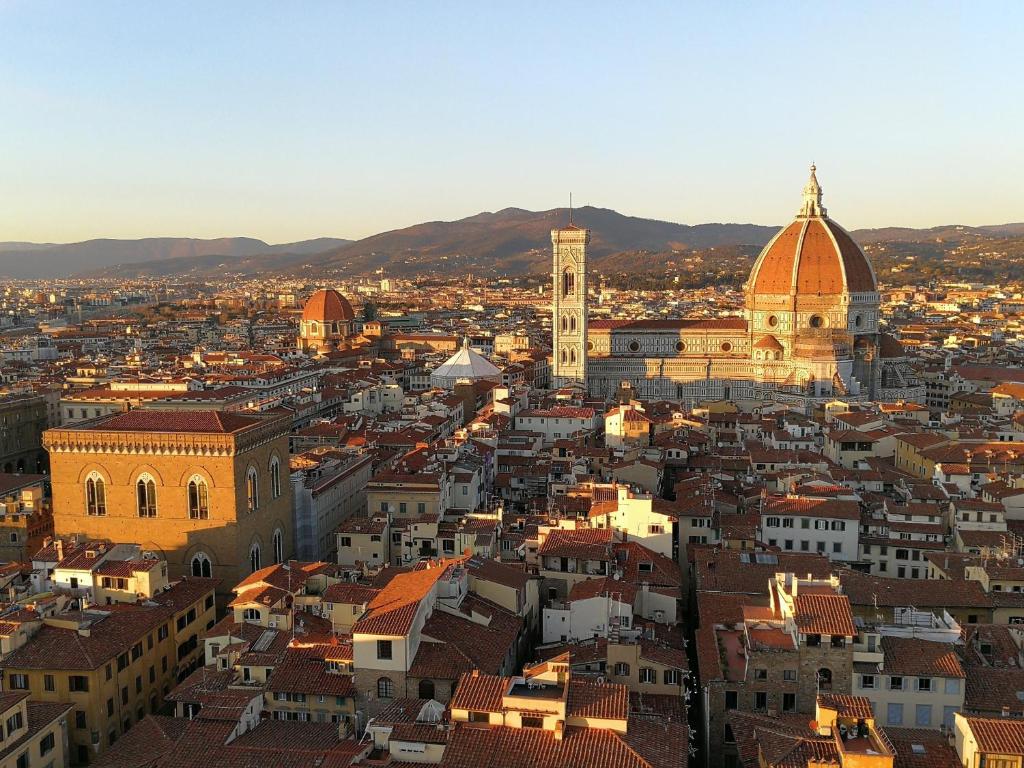 10 minuti Duomo luxury Living - Raffinatezza nel Centro Storico - 4