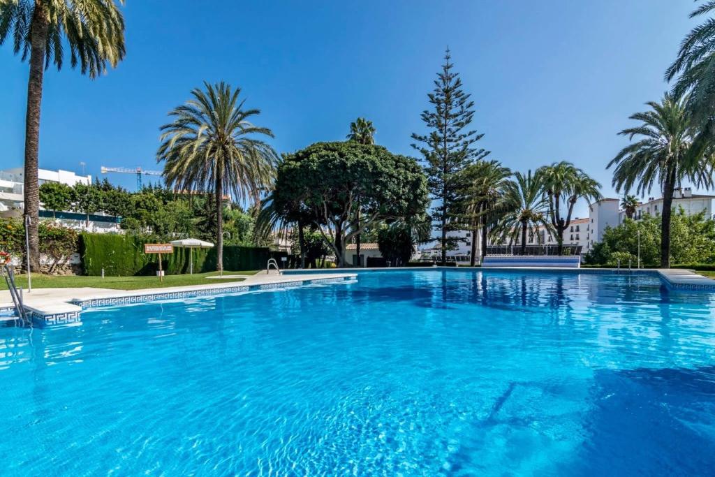 Garden suites 48 walking distance Puerto Banus - 1