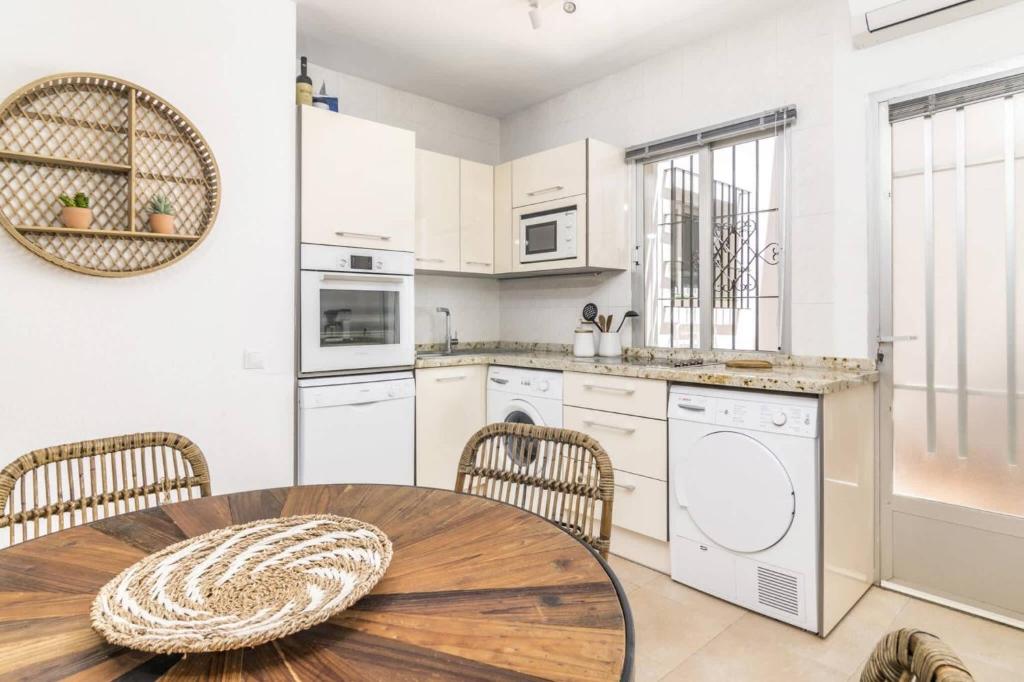 Garden suites 48 walking distance Puerto Banus - 5