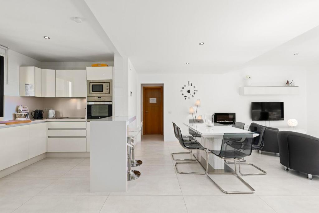 Ribera Luar Penthouse 2459 - 4