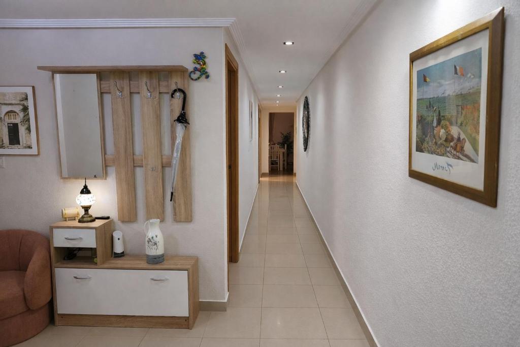 Torrevieja 2 BR and Parking - 4
