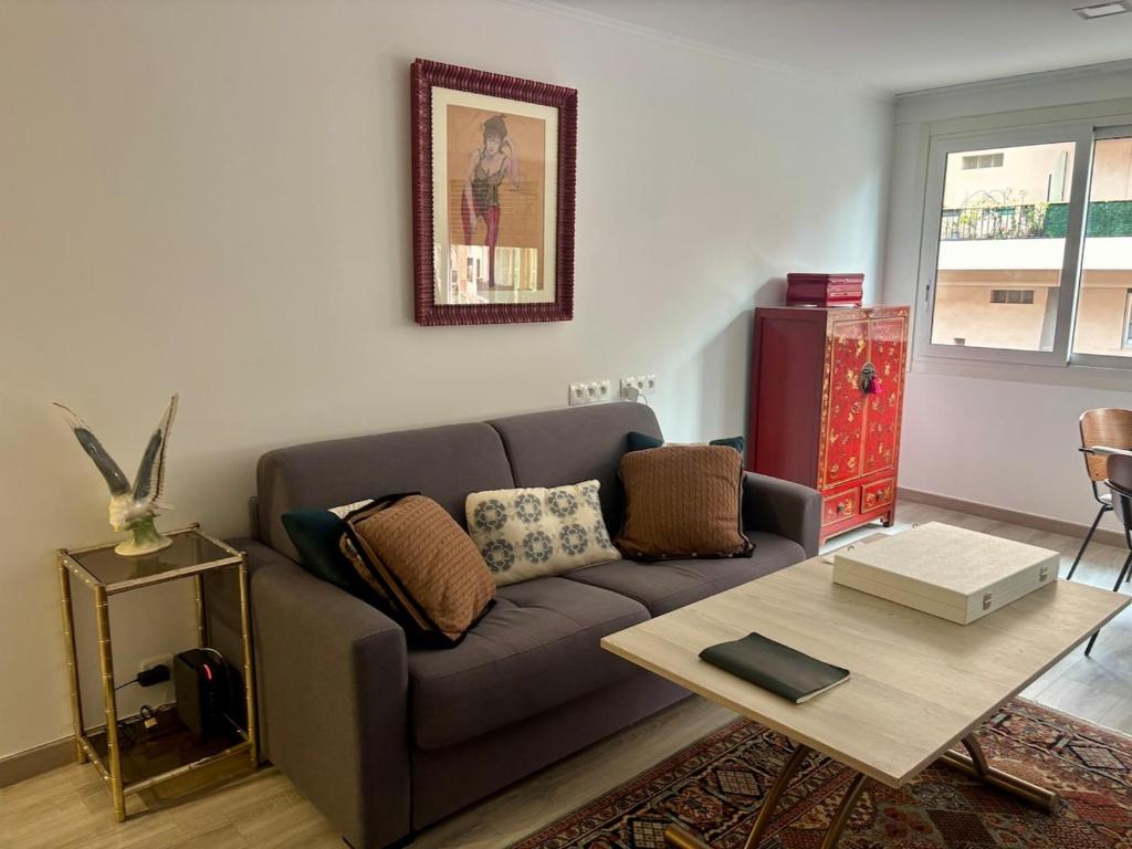 Cozy flat Steps from Monte Carlo Tennis & Beach - 4