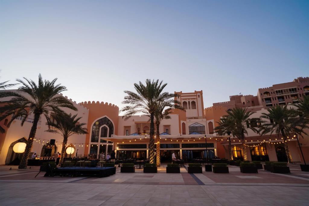 Hilton Muscat Al Bandar — Hotel building in Muscat, Muscat