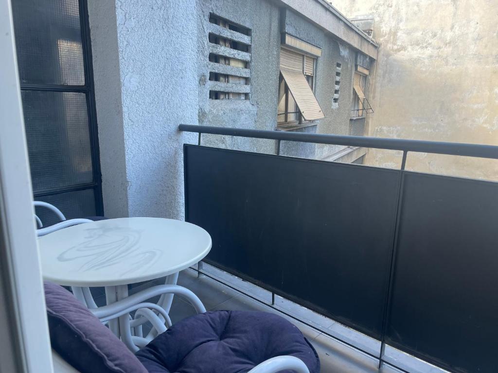 Quiet 1BR Apartment with Two Terraces in City Center - 2
