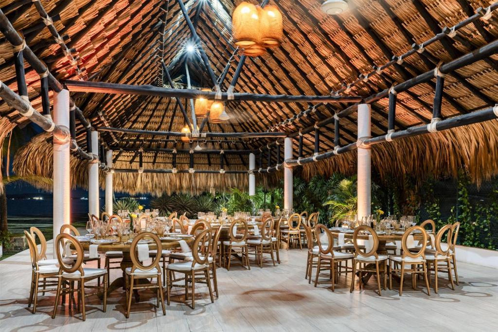 Hilton Cartagena 会議室