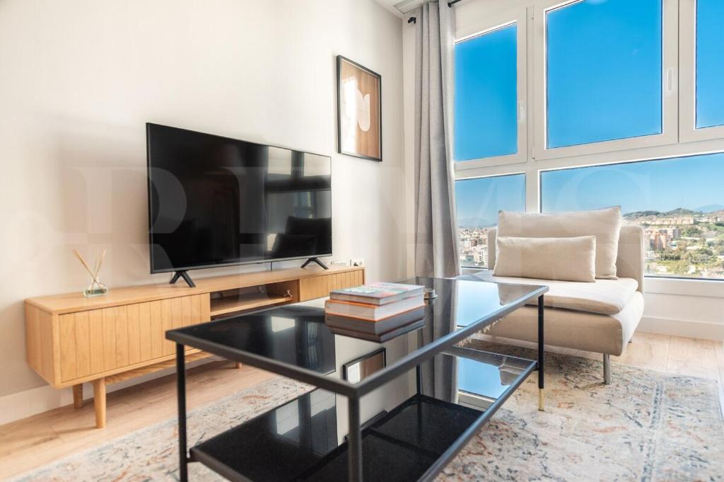23rd Floor City Apartment with Pool & Gym REMS - 4