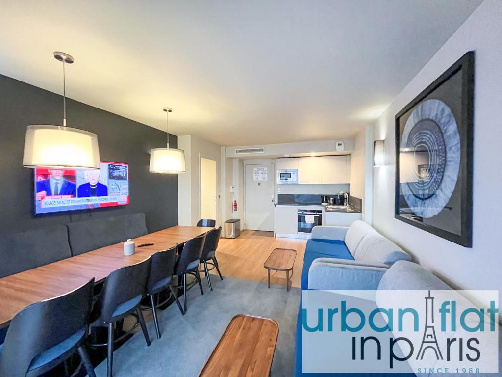 UrbanFlat 130 - Beautiful 4 Bedroom Central Paris Apartment - 1