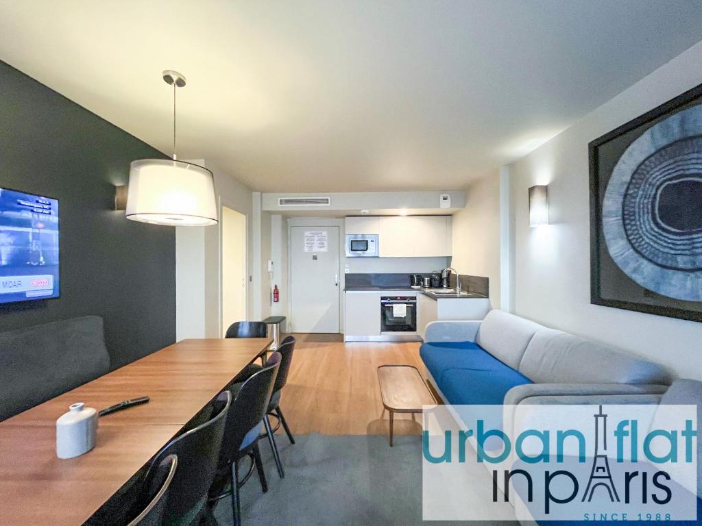 UrbanFlat 130 - Beautiful 4 Bedroom Central Paris Apartment - 3