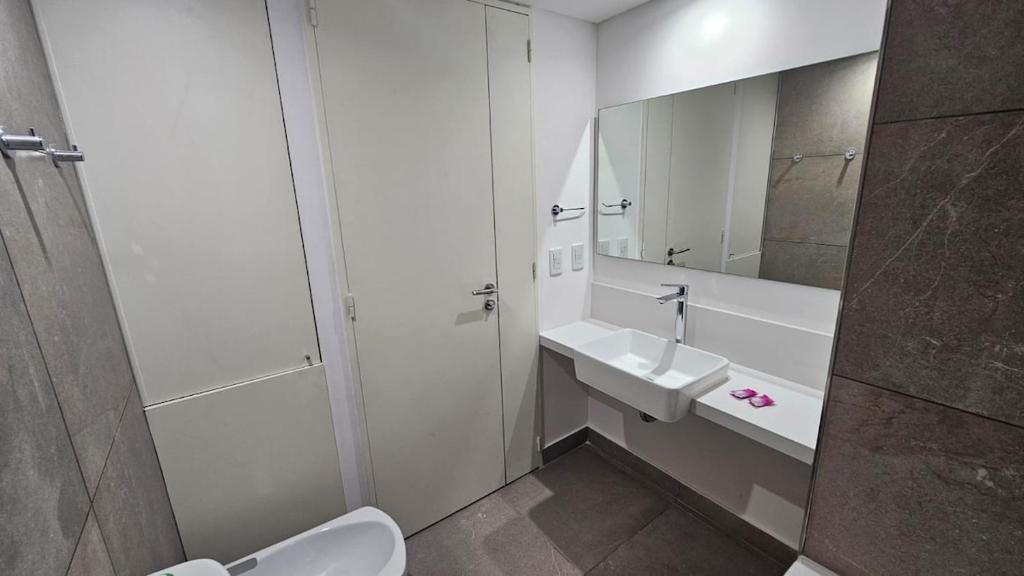 Premium Comfort and Amenities in Núñez, Buenos Aires - 5