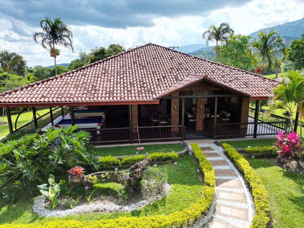 Casa Campestre en Ibagué - 2