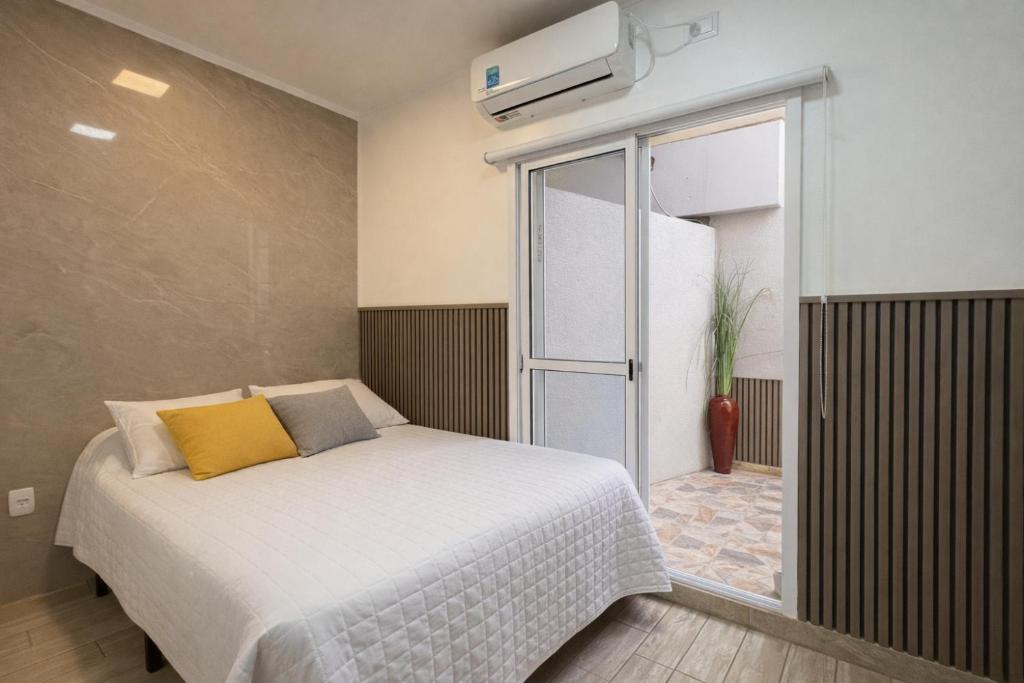 Departamento equipado en Vicente López para 3 personas Ideal River Plate ,Tecnópolis ,100 metros del tren - 1