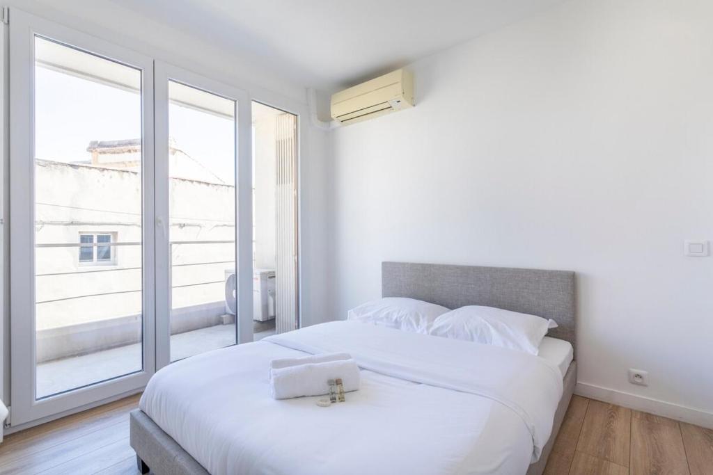 Superbe T4 Lumineux Clim Balcon Centre - 3