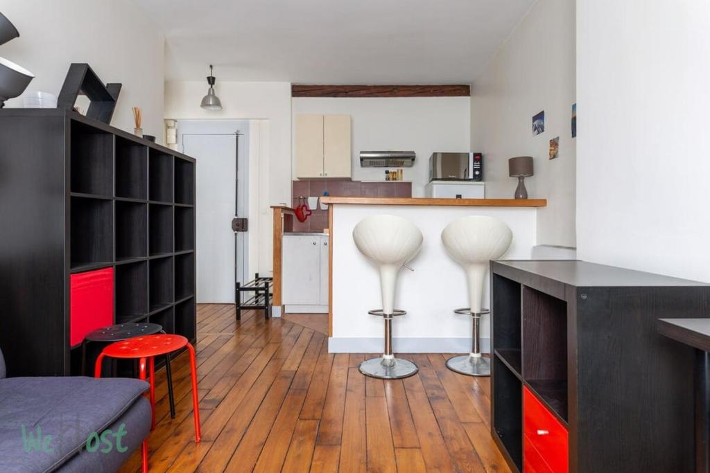Maubeuge 4 - CI - Bright apartment for 3p in 9th - 4