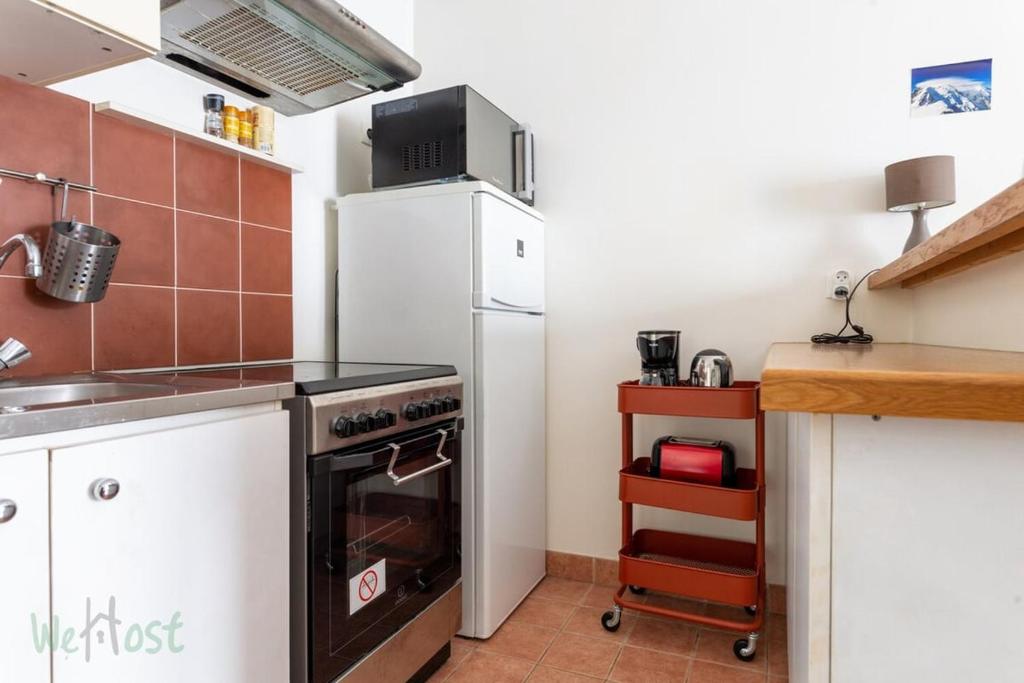 Maubeuge 4 - CI - Bright apartment for 3p in 9th - 5